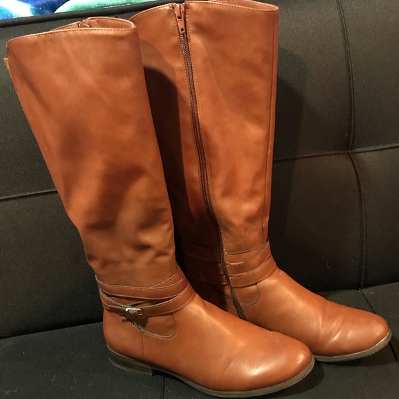 Leather Boots - Picture 1 of 4